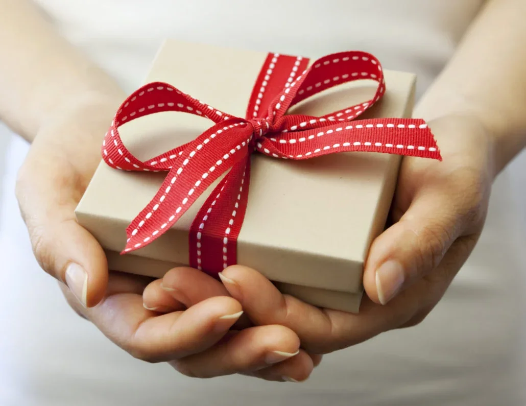 GiftyGPT Instagram Görsel Paylaşımı